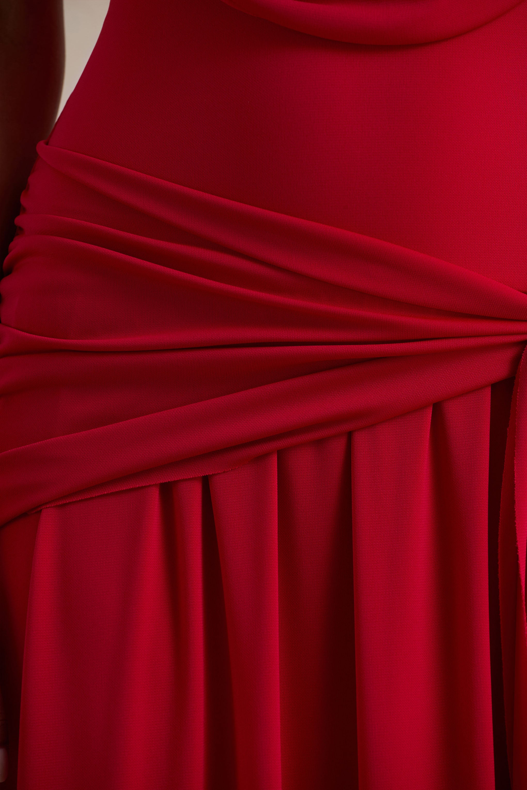 13089-mist-red-plunge-neck-maxi-dress-with-sash-detail-and-front-high-split-1.webp