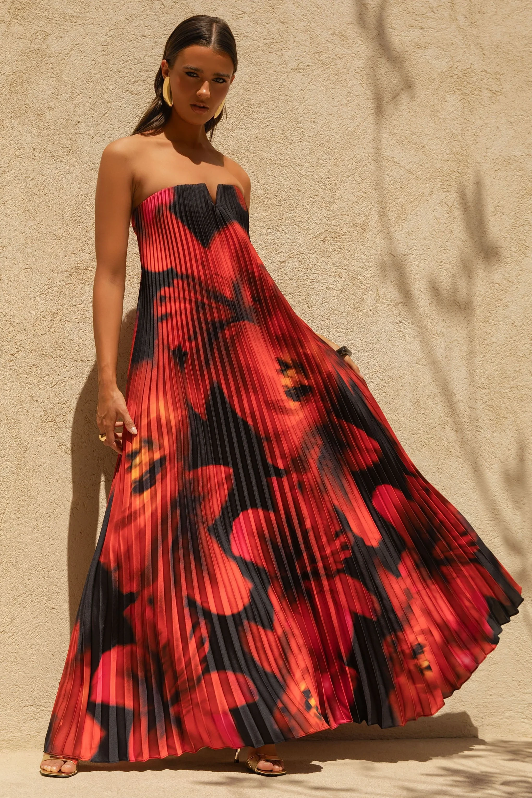 13878-bergamot-black-and-red-floral-print-satin-sweetheart-maxi-dress-1.webp