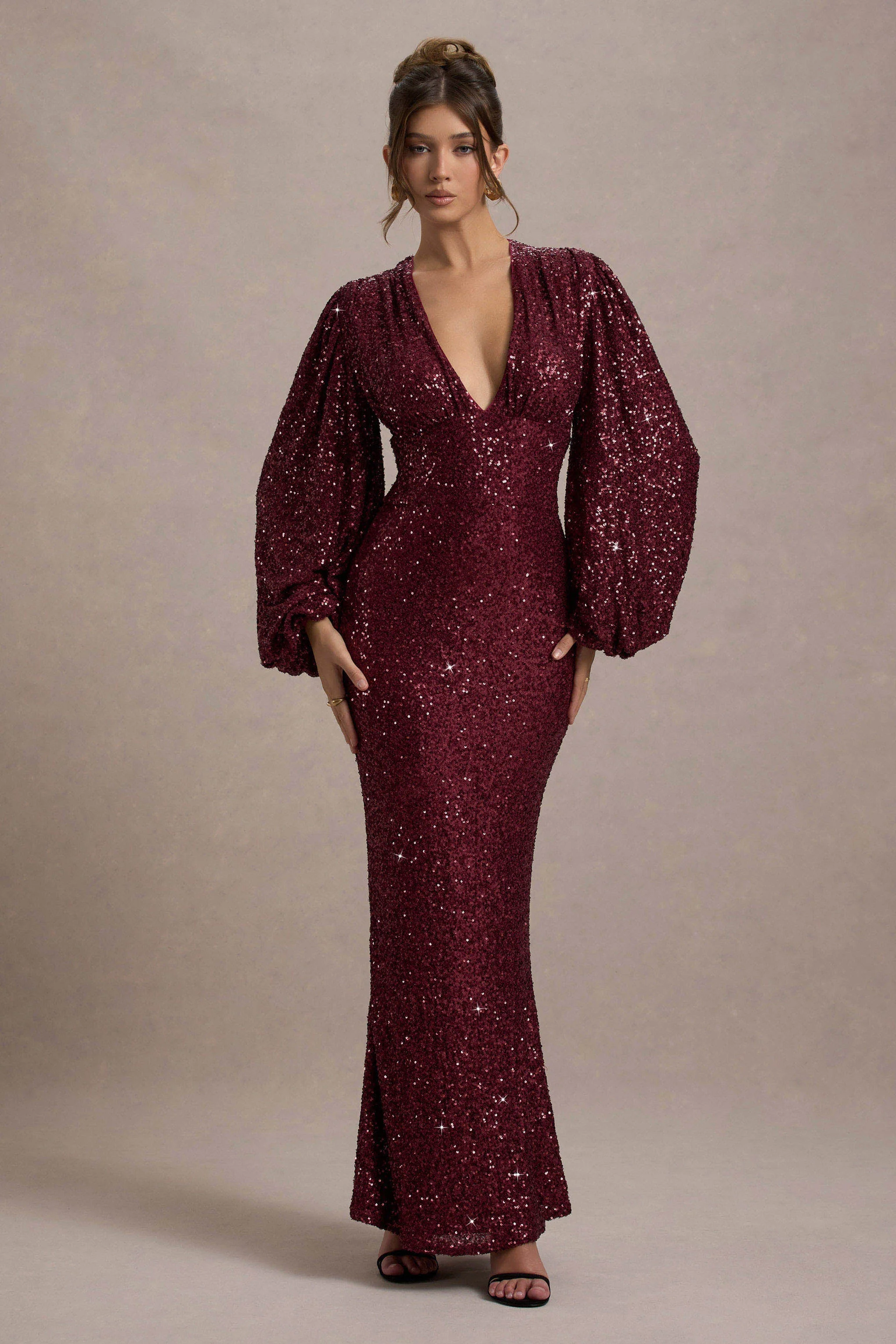15807-kaelin-berry-sequin-plunge-neck-maxi-dress-1.webp