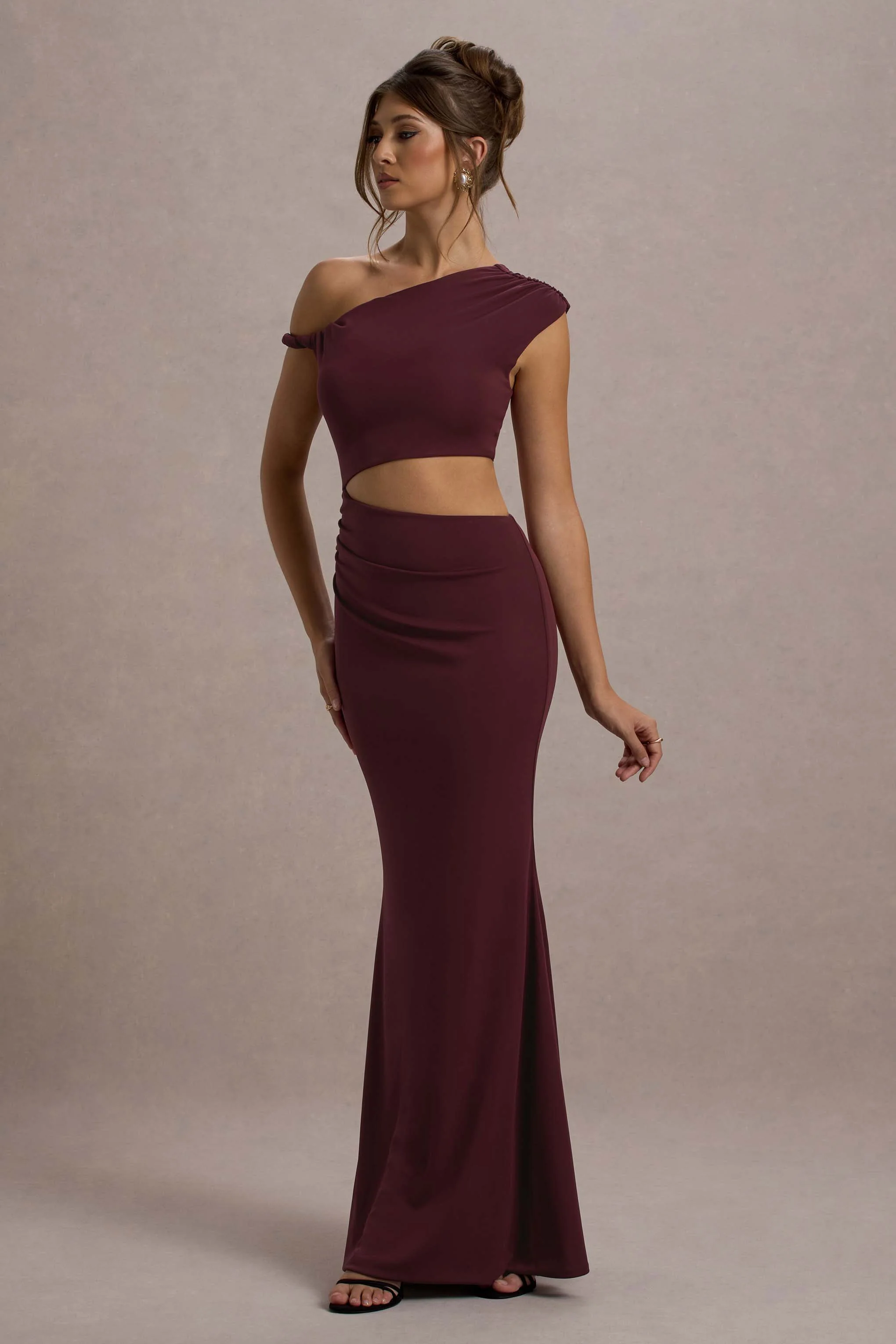 16074-thaliana-port-cut-out-open-back-maxi-dress-1.webp