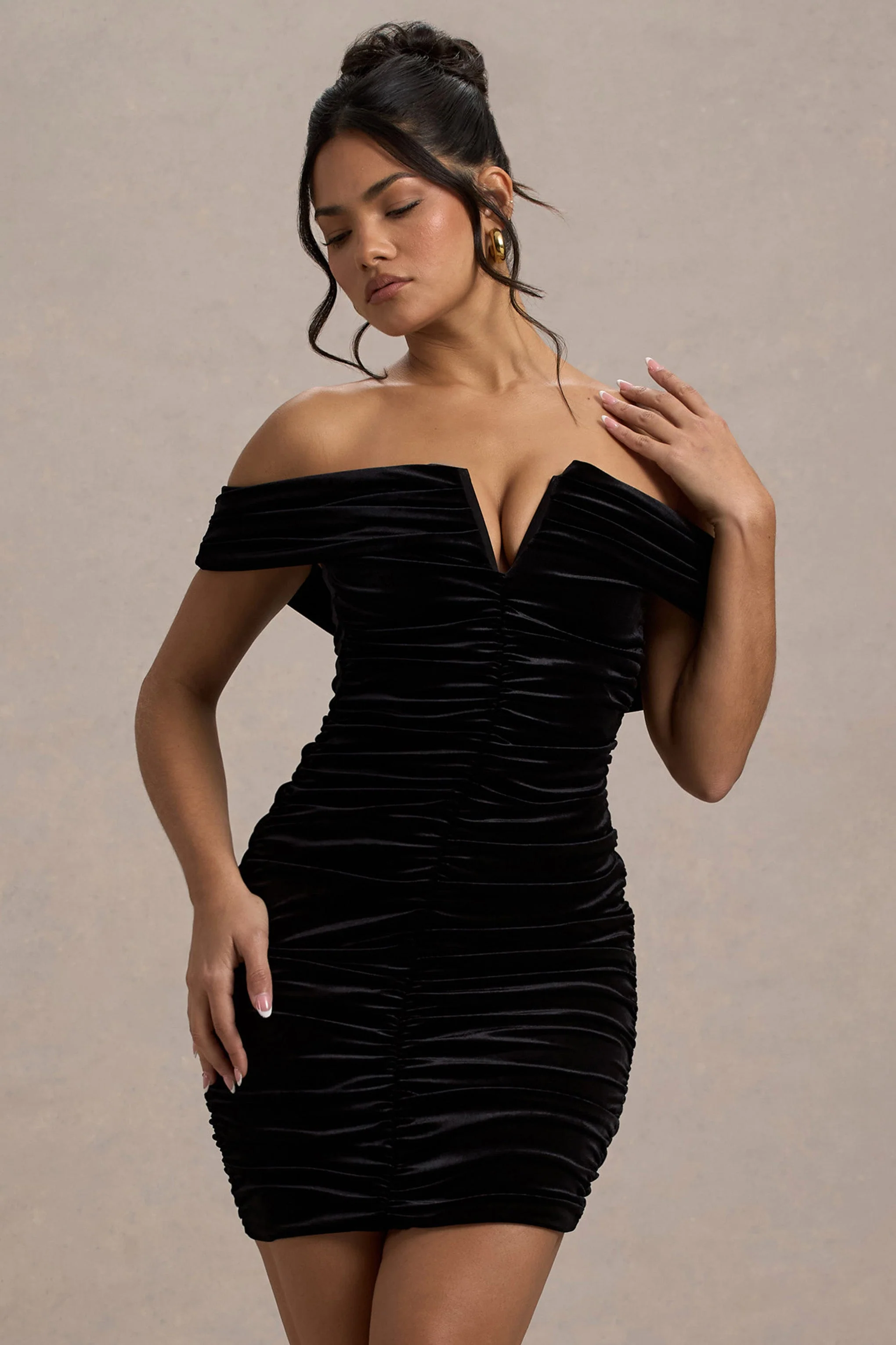 2019-little-glint-black-velvet-ruched-bardot-v-neck-mini-dress-1.webp