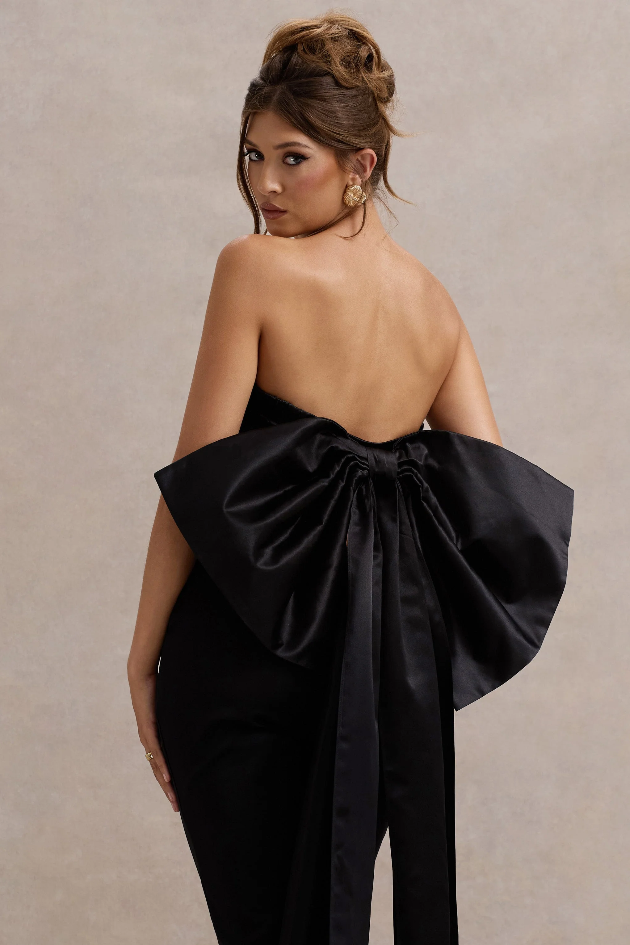 21068-sweet-escape-black-satin-crop-top-with-oversized-satin-bow-1.webp