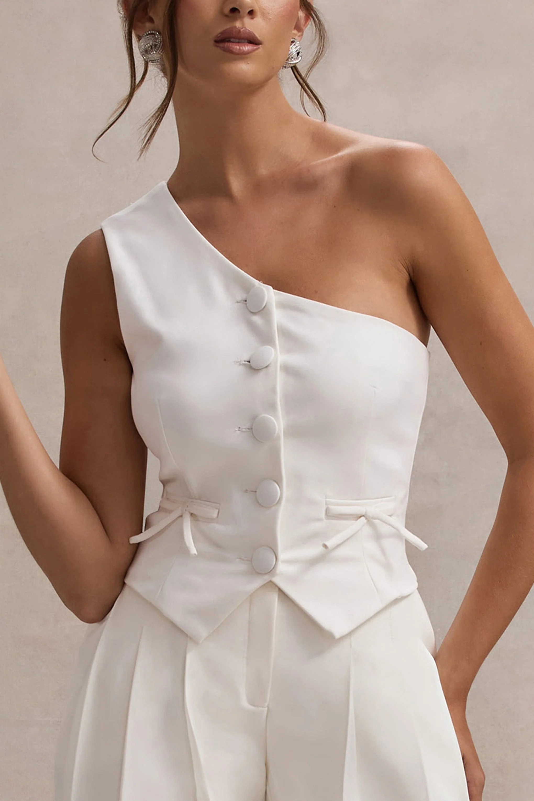 21082-lelia-cream-one-shoulder-tailored-top-with-bows-1.webp