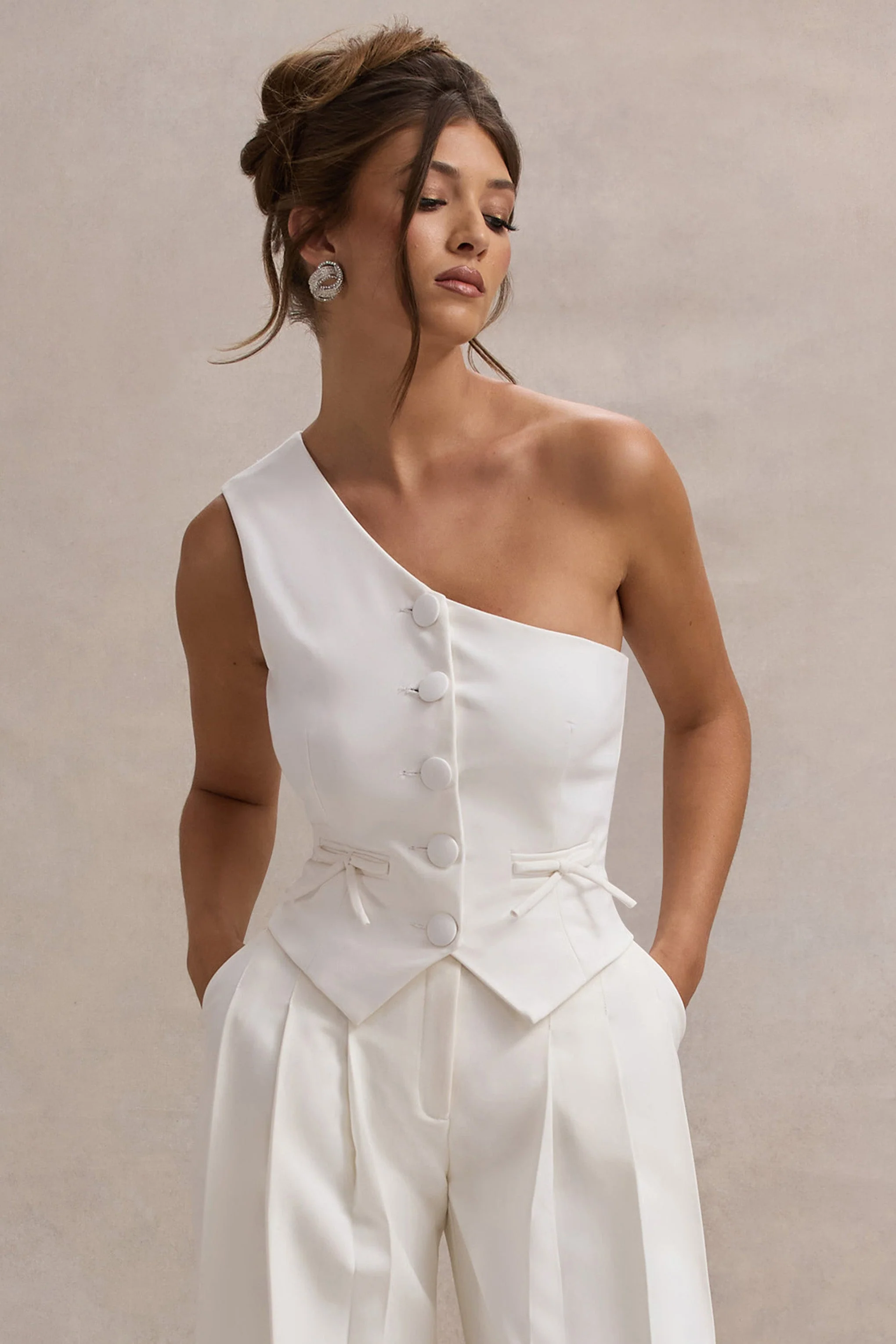 21082-lelia-cream-one-shoulder-tailored-top-with-bows-1.webp