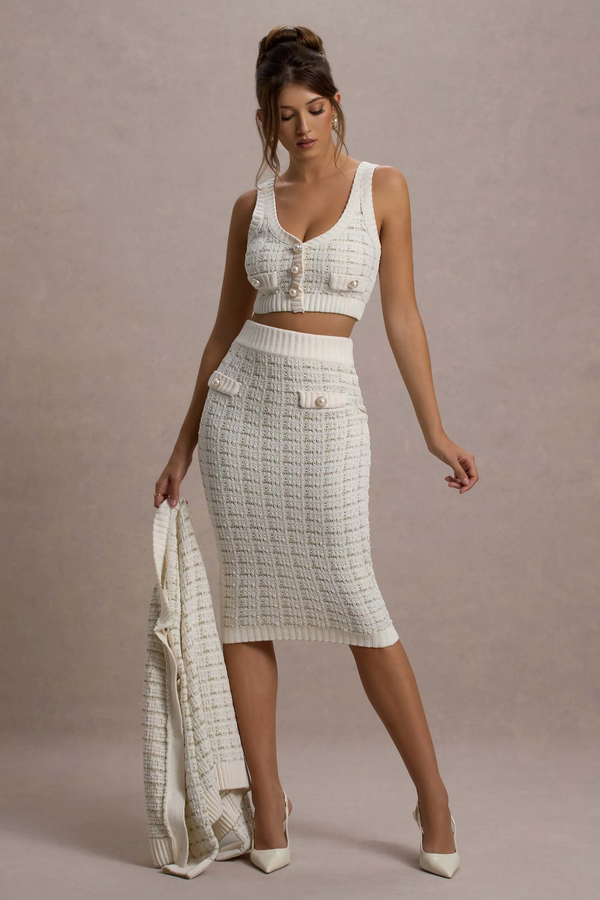 21294-dee-cream-boucle-crop-top-1.webp