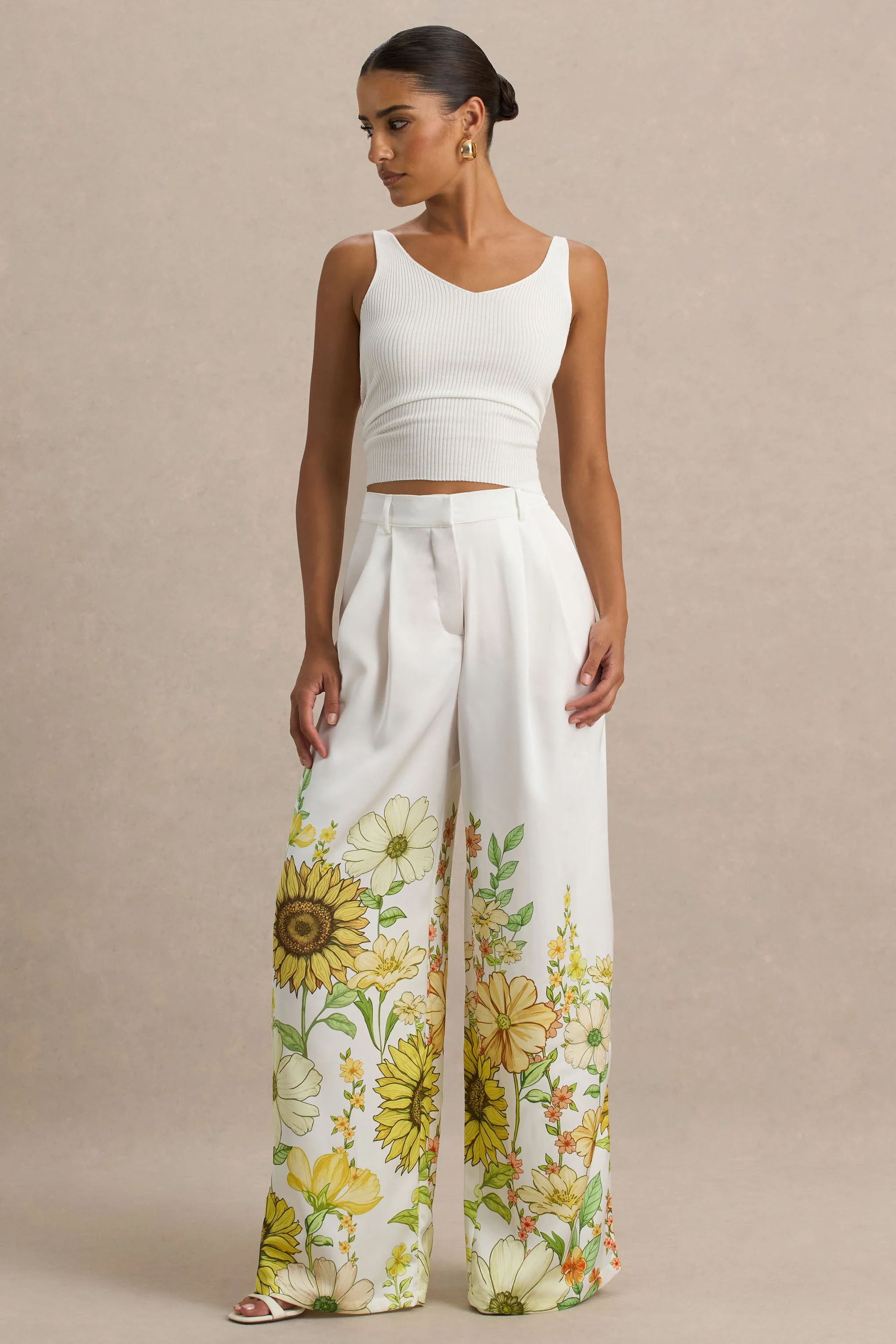 22043-louise-sunflower-print-wide-leg-trousers-1.webp