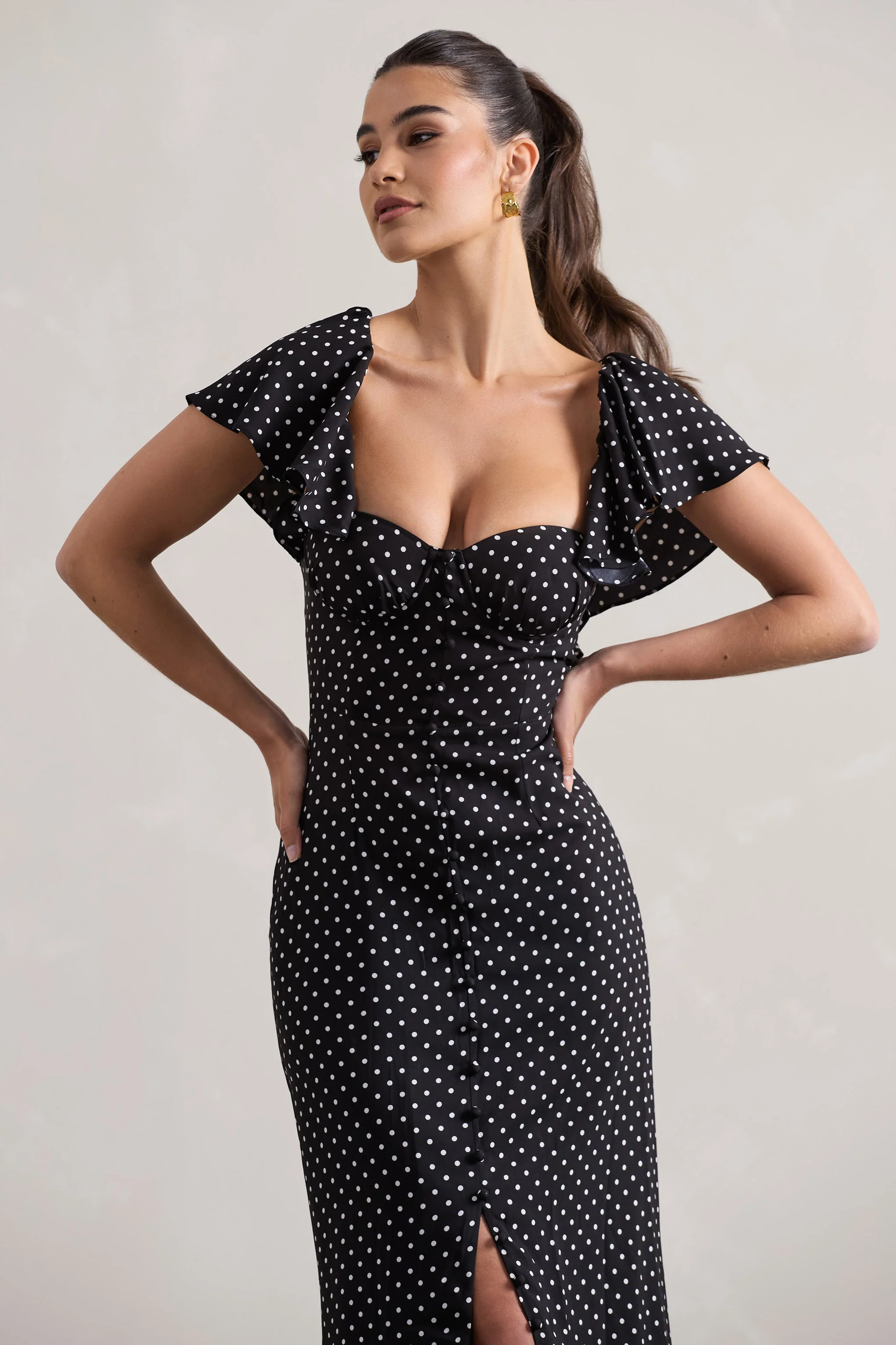 2367-signorina-black-polka-dot-buttoned-maxi-dress-with-flounced-short-sleeves-1.webp