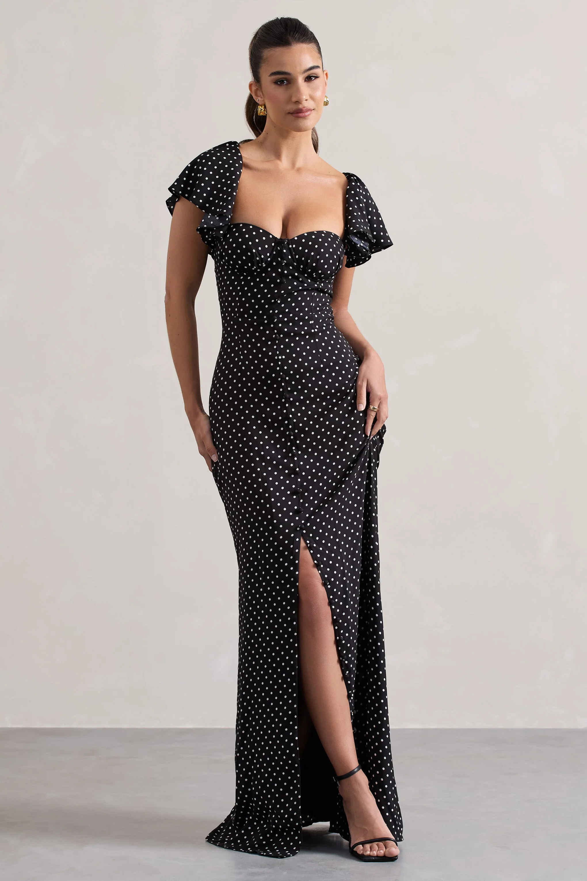 2367-signorina-black-polka-dot-buttoned-maxi-dress-with-flounced-short-sleeves-1.webp