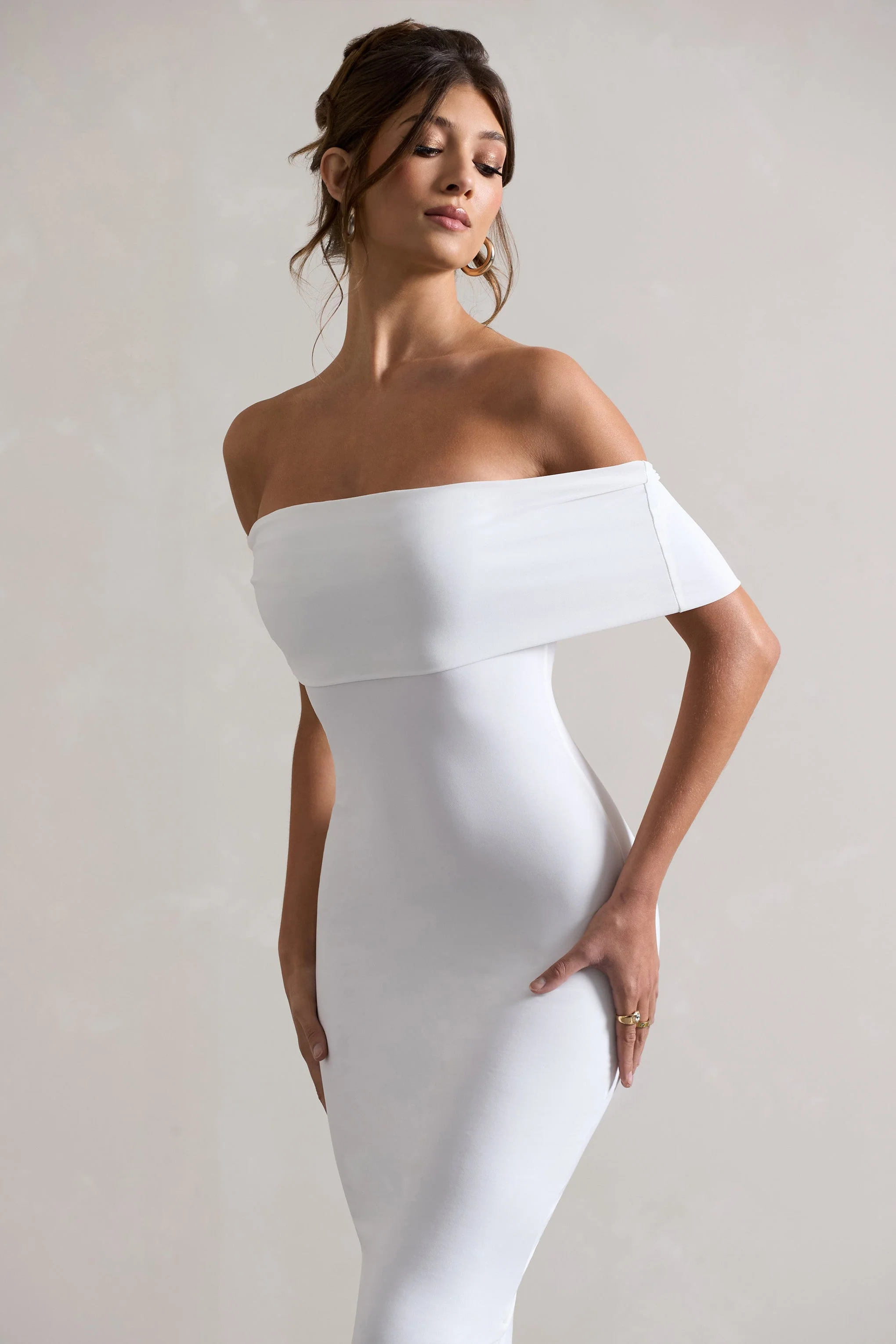 3653-averie-white-bodycon-bardot-midi-dress-1.webp