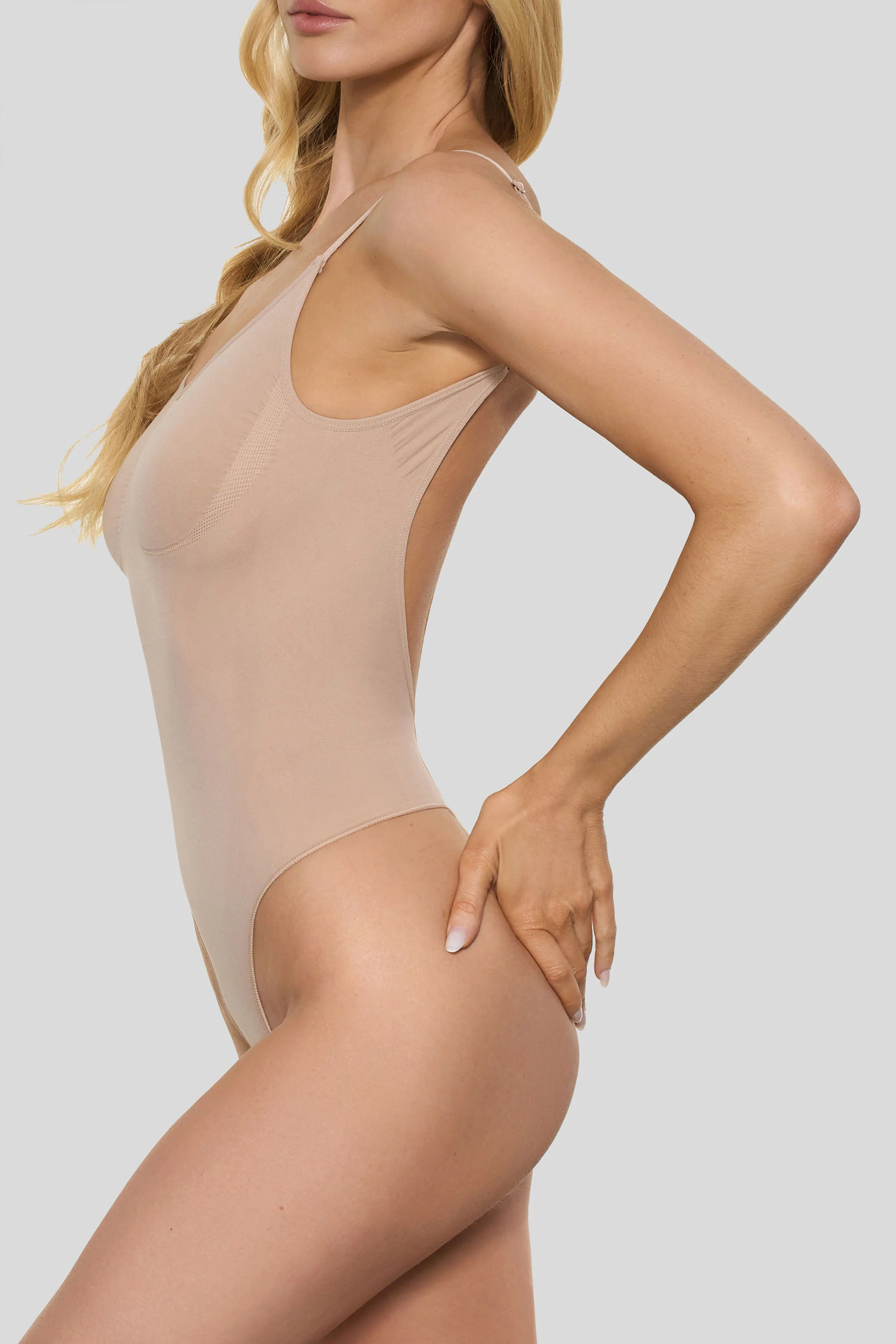 49-boomba-beige-bodysuit-thong-shapewear-1.webp