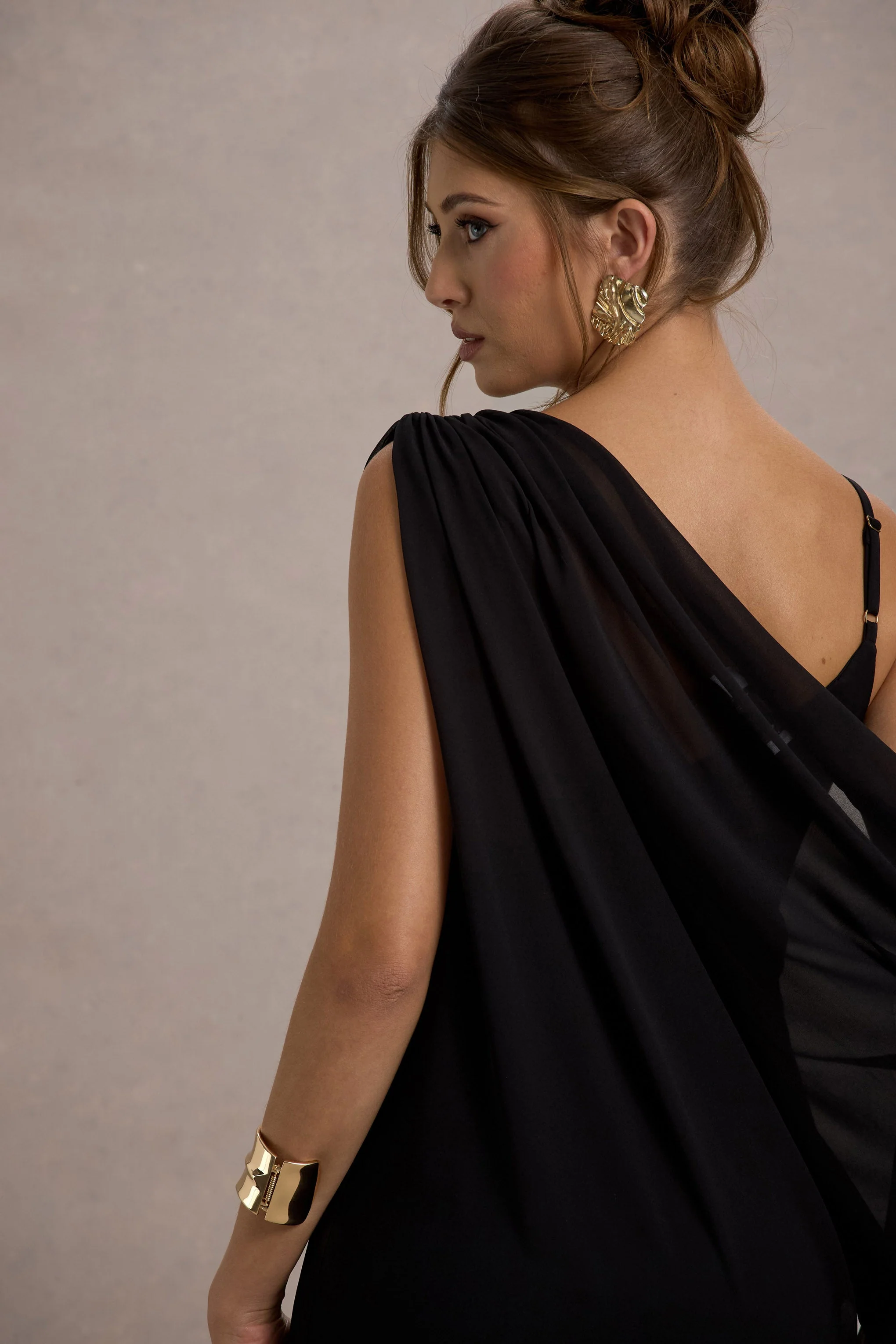 6825-aeliana-black-strappy-v-neck-maxi-dress-with-chiffon-sash-1.webp