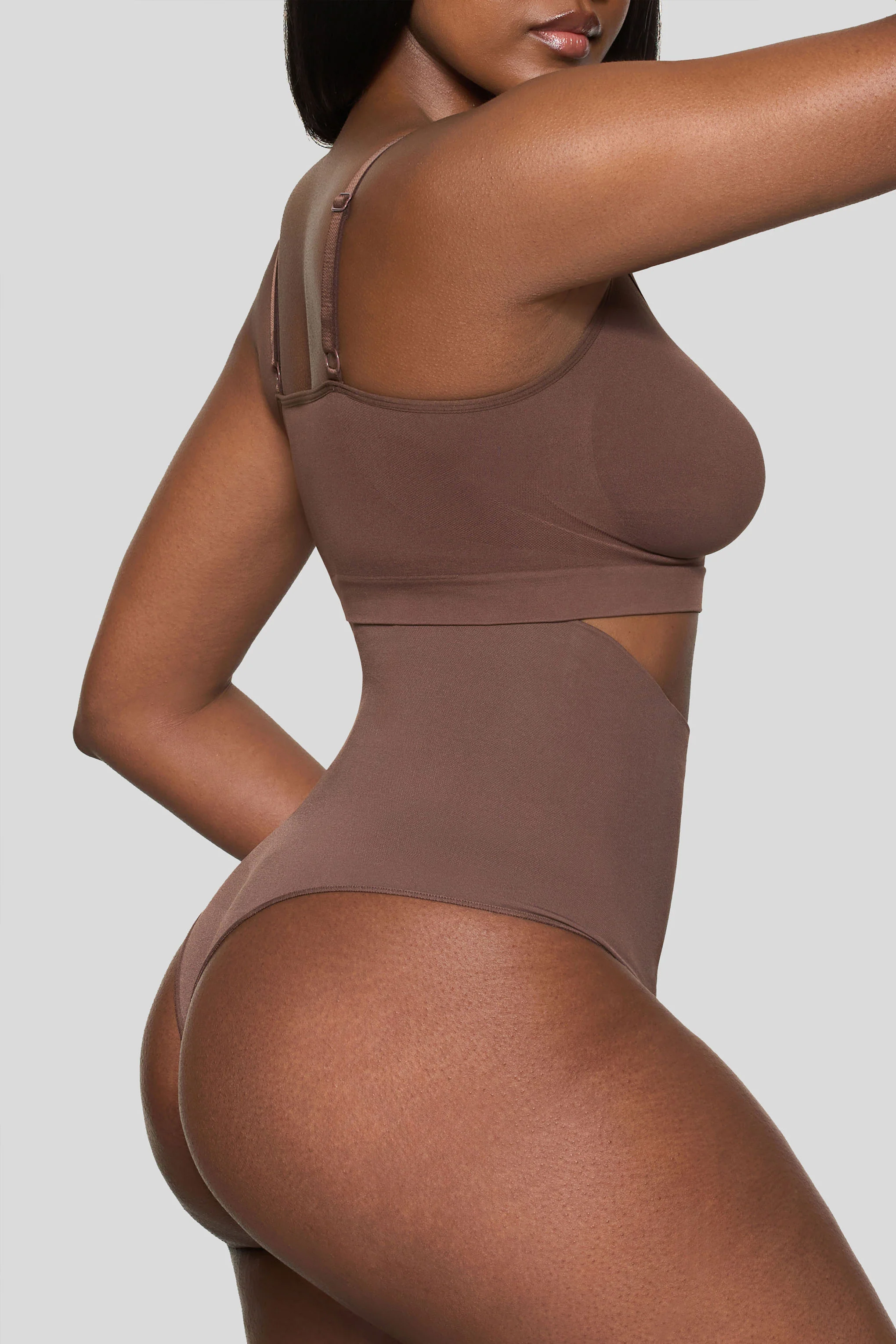 69-boomba-cocoa-short-waisted-thong-shapewear-1.webp