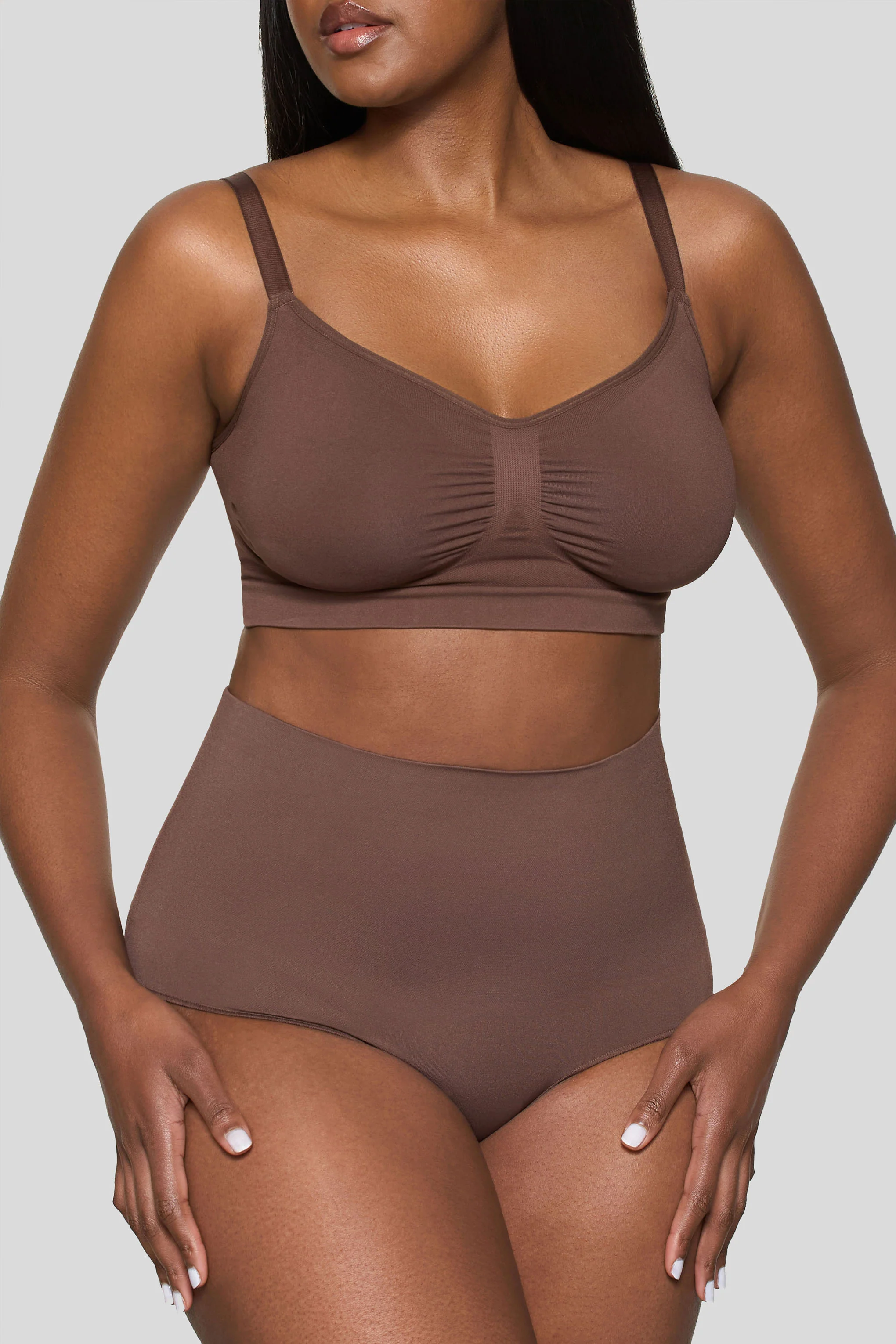69-boomba-cocoa-short-waisted-thong-shapewear-1.webp