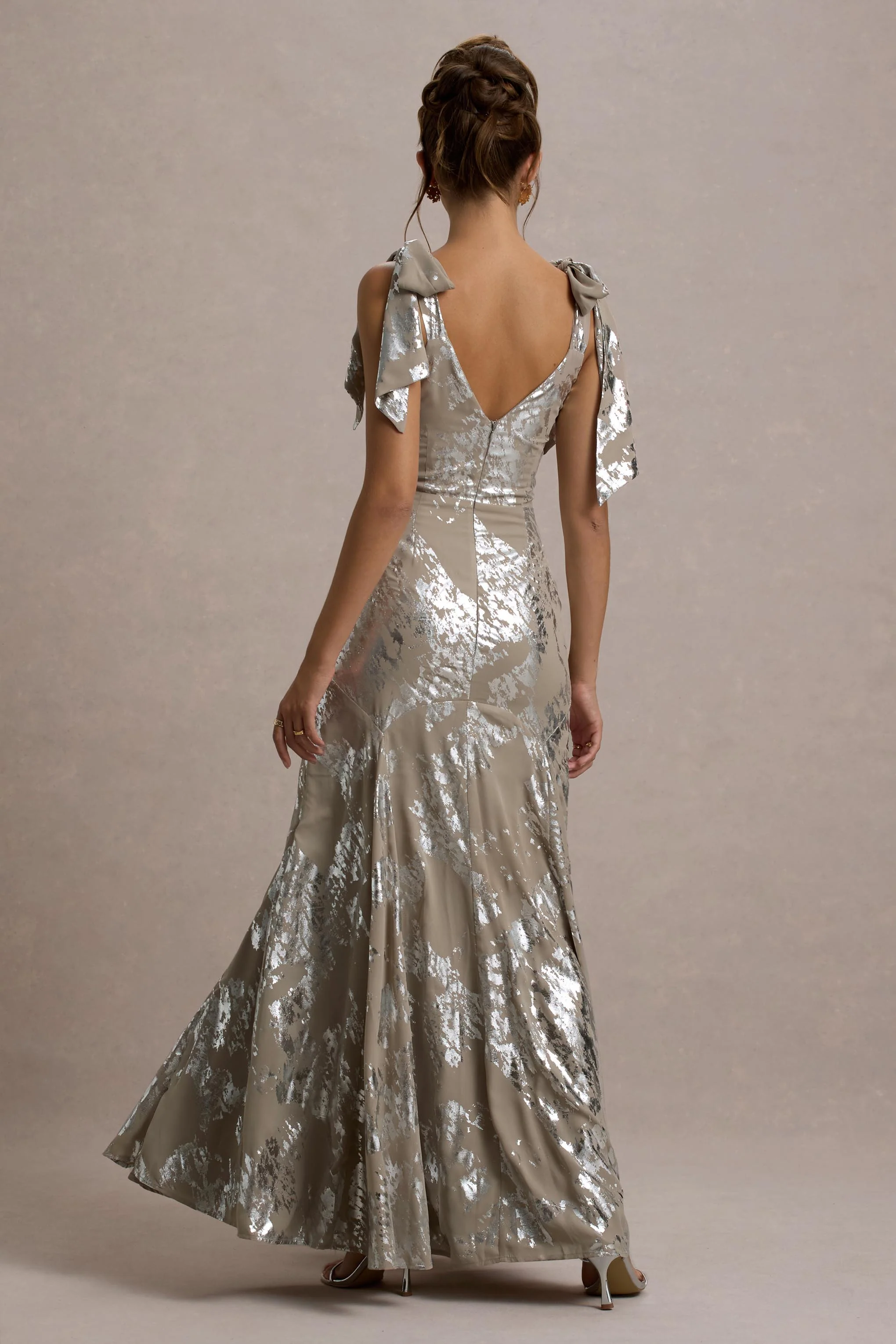 6916-lula-champagne-metallic-plunge-neck-maxi-dress-with-bow-straps-1.webp