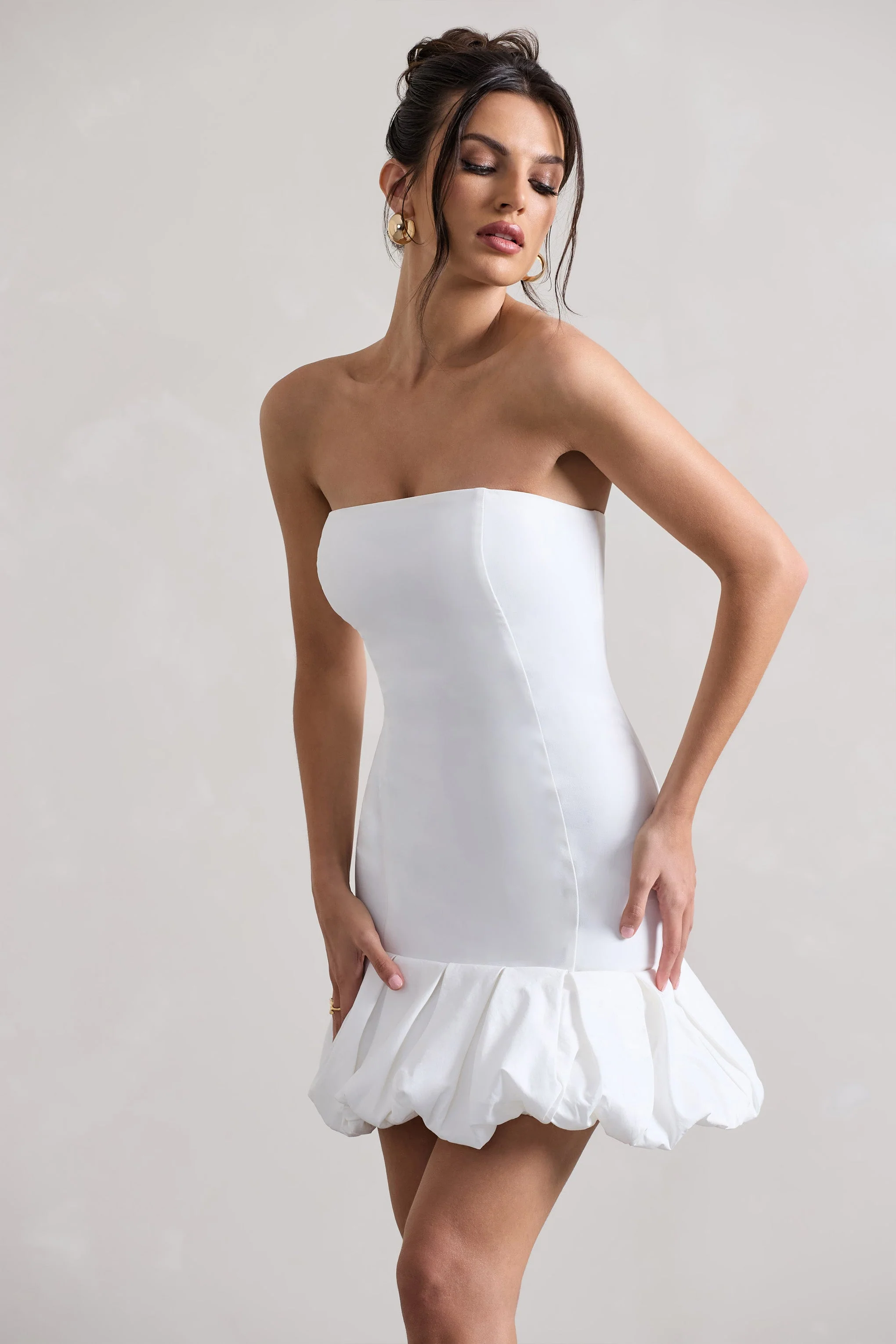 7472-liscia-white-bandeau-mini-dress-with-ruffle-trim-1.webp