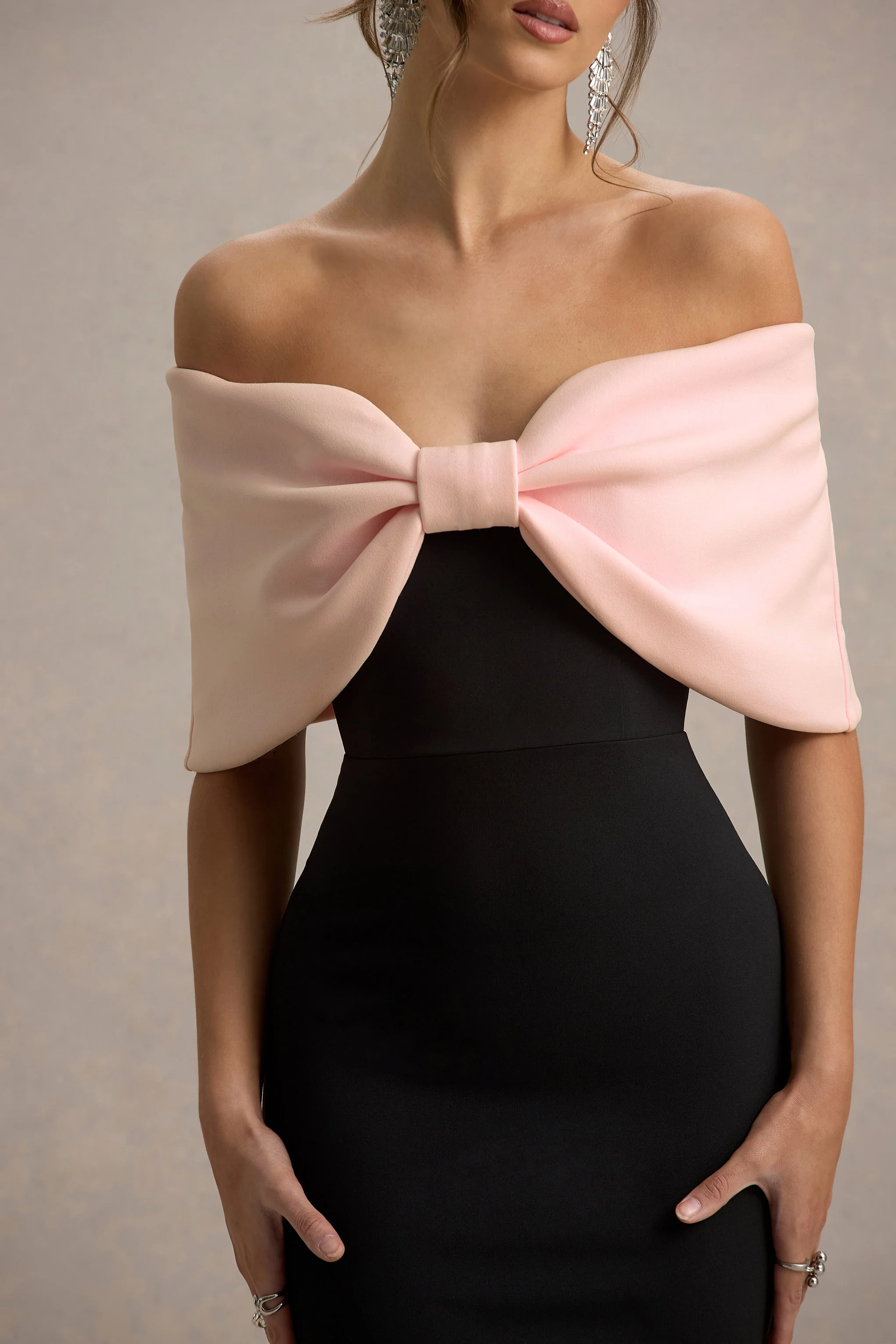 9003-cornelia-pink-black-strapless-maxi-dress-with-oversized-bow-1.webp