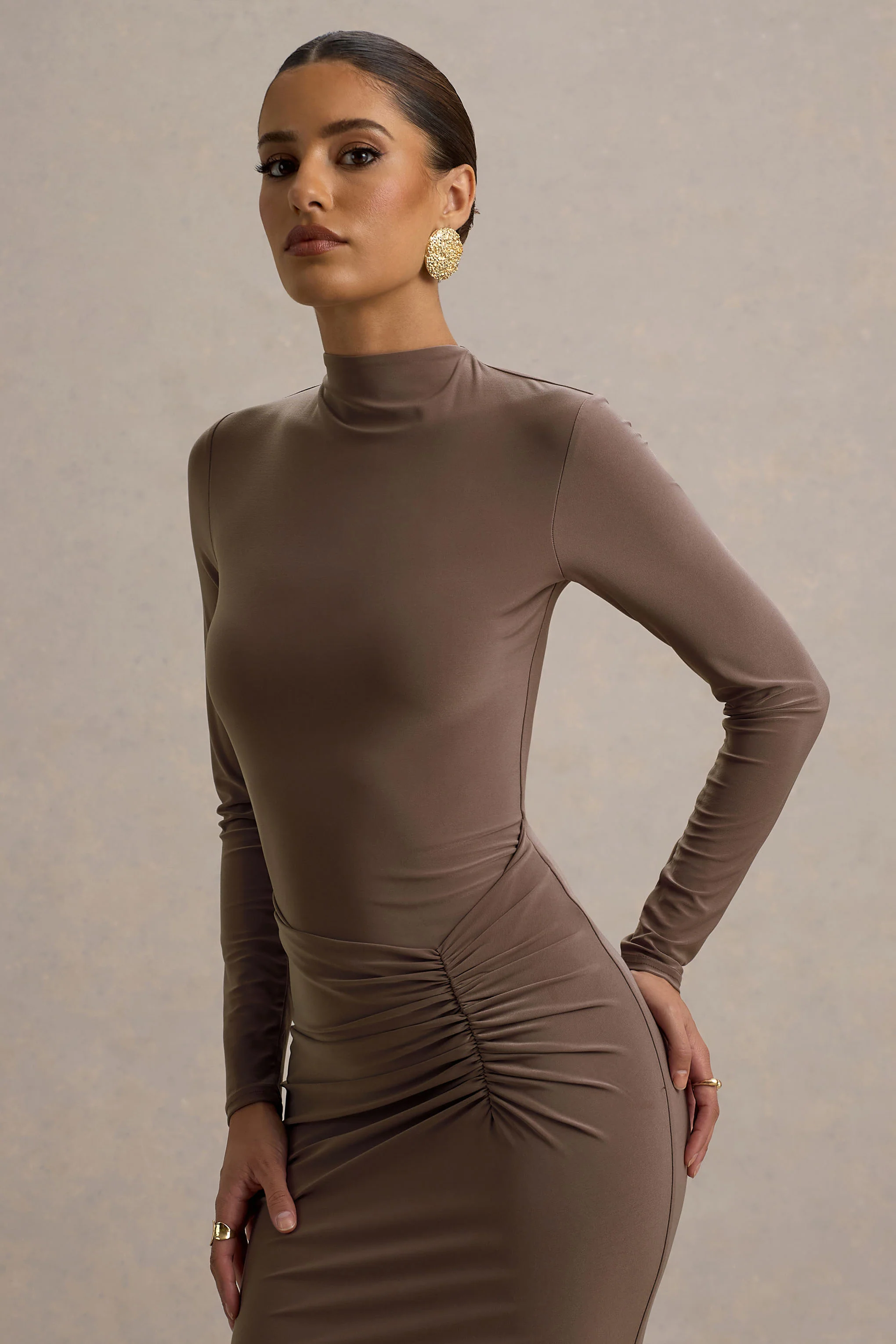 9118-reid-brown-long-sleeve-gathered-maxi-dress-1.webp