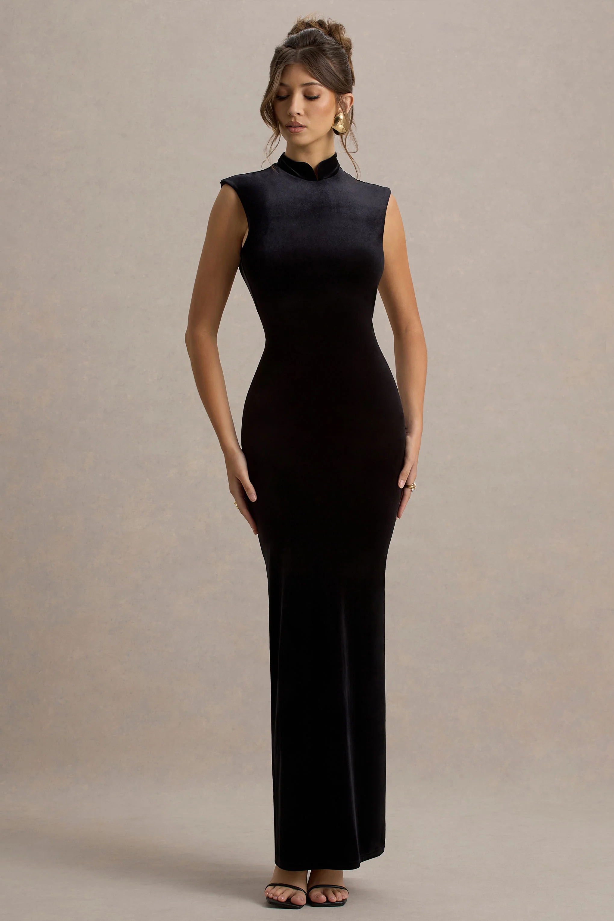 9503-samaria-black-velvet-high-neck-maxi-dress-1.webp